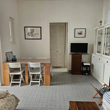 Arcachon: Charmante Maison T3 Proche Et Commerces, 2 Chambres, Wi-fi, Ideale Familles - Fr-1-319-35 Holiday home *